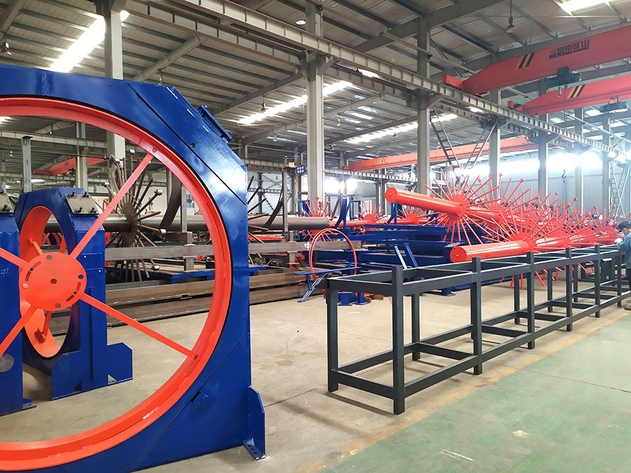 在桥梁施工中，为什么越来越多的人选择使用钢筋笼滚焊机？